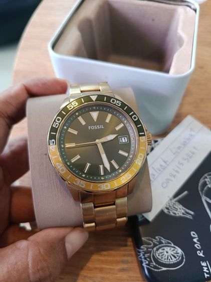 นาฬากา ฟอสซิล มือสอง