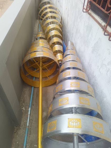 ฉัตรเงินฉัตรทอง