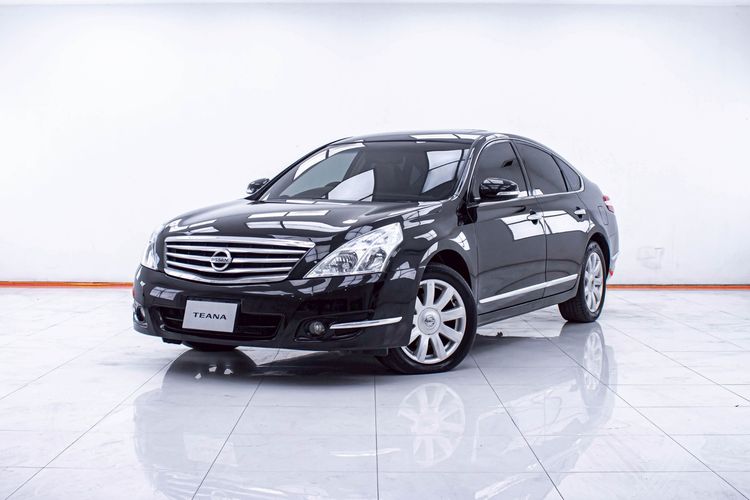 รถ Nissan Teana 2.5 250 XV สี ดำ