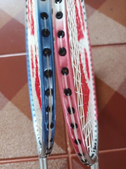 ไม้แบดมินตันมือหนึ่งยี่ห้อYONEX รุ่นGR-400 แพ๊คคู่ รูปที่ 8