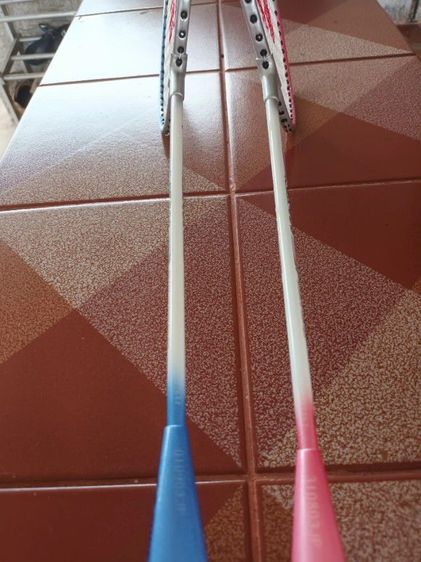 ไม้แบดมินตันมือหนึ่งยี่ห้อYONEX รุ่นGR-400 แพ๊คคู่ รูปที่ 11