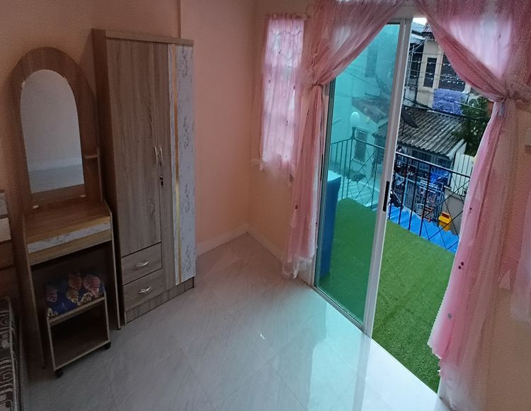 ตกแต่งครบ ขายทาวเฮาส์ถนนรัตนาธิเบศใกล้ไทรม้าท่าอิฐ  รูปที่ 3