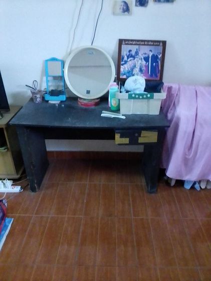 ขายโต๊ะคอมฯเก่าไม้อัด   ราคา 300 บาท