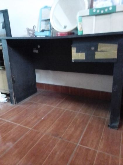 ขายโต๊ะคอมฯเก่าไม้อัด   ราคา 300 บาท รูปที่ 2