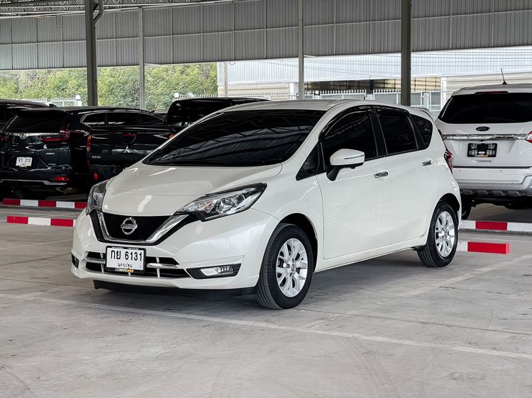 รถ Nissan Note 1.2 VL สี ขาว
