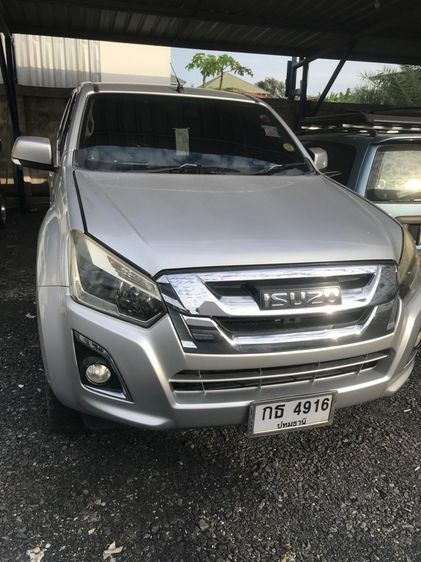 รถ Isuzu D-MAX 1.9 S สี บรอนซ์เงิน