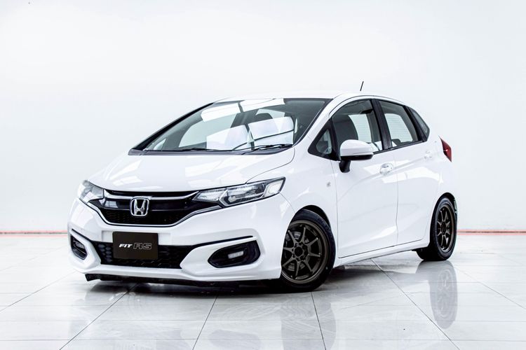 Honda Jazz 2014 1.5 V Plus i-VTEC Sedan เบนซิน ไม่ติดแก๊ส เกียร์อัตโนมัติ ขาว