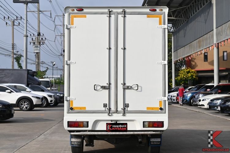 Toyota Hilux Revo 2022 2.4 Entry Pickup ดีเซล ไม่ติดแก๊ส เกียร์ธรรมดา ขาว รูปที่ 4