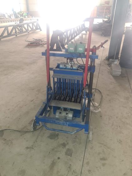 เครื่องทำอิฐบล็อค แบบ 5 ก้อน รูปที่ 2