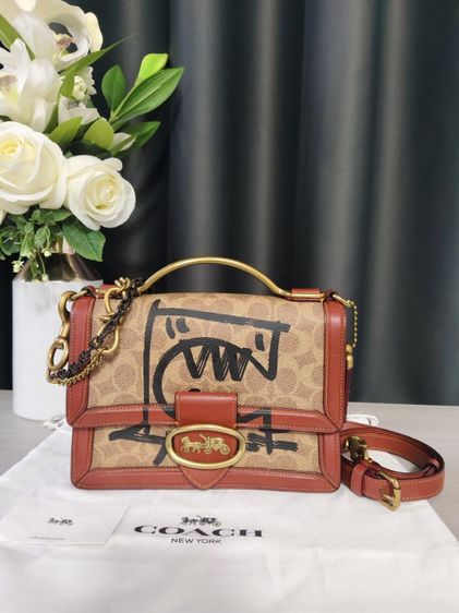 กระเป๋าcoach มือสองของแท้ รูปที่ 3