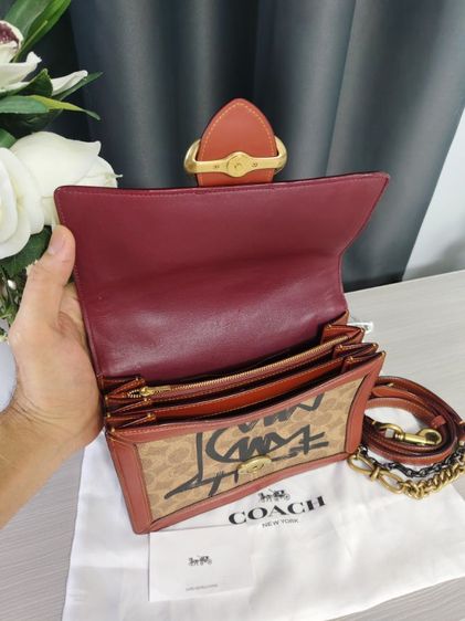 กระเป๋าcoach มือสองของแท้ รูปที่ 2