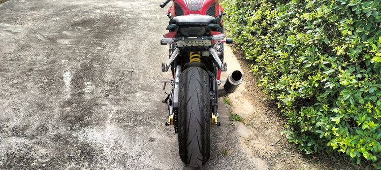 Honda CBR650r