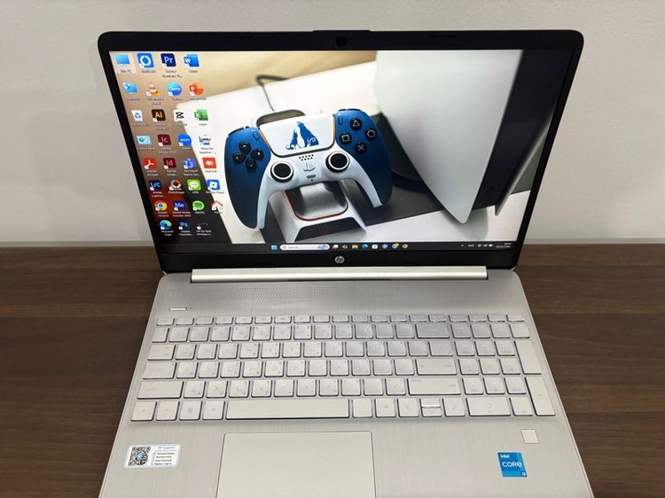 NOTEBOOK (โน้ตบุ๊ค) HP 15S สี Natural Silver เครื่องสวยเนียนๆ ทำงาน เล่นเกมเบาๆ คีย์บอร์ดมีไฟ สแกนลายนิ้วมือ รูปที่ 4