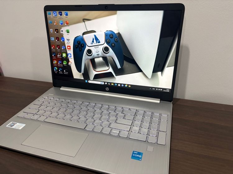 NOTEBOOK (โน้ตบุ๊ค) HP 15S สี Natural Silver เครื่องสวยเนียนๆ ทำงาน เล่นเกมเบาๆ คีย์บอร์ดมีไฟ สแกนลายนิ้วมือ รูปที่ 3