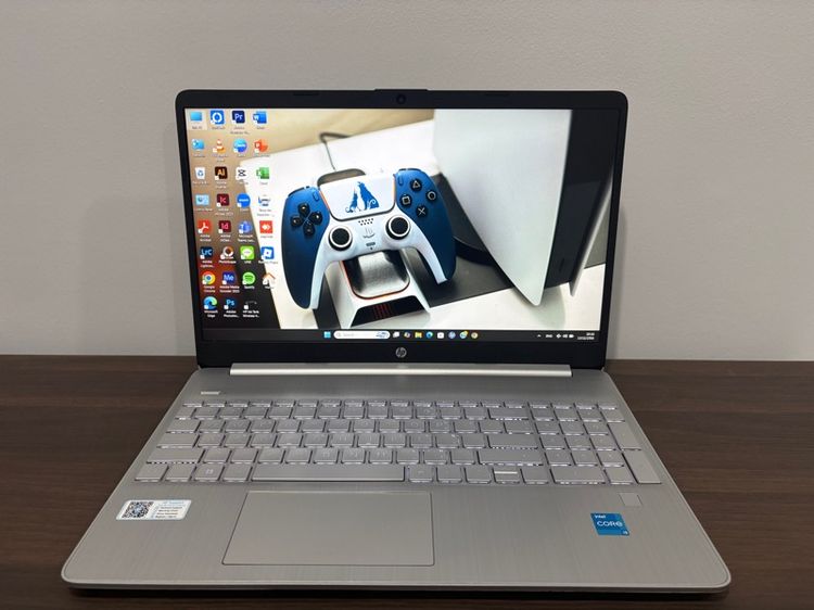 อื่นๆ NOTEBOOK (โน้ตบุ๊ค) HP 15S สี Natural Silver เครื่องสวยเนียนๆ ทำงาน เล่นเกมเบาๆ คีย์บอร์ดมีไฟ สแกนลายนิ้วมือ