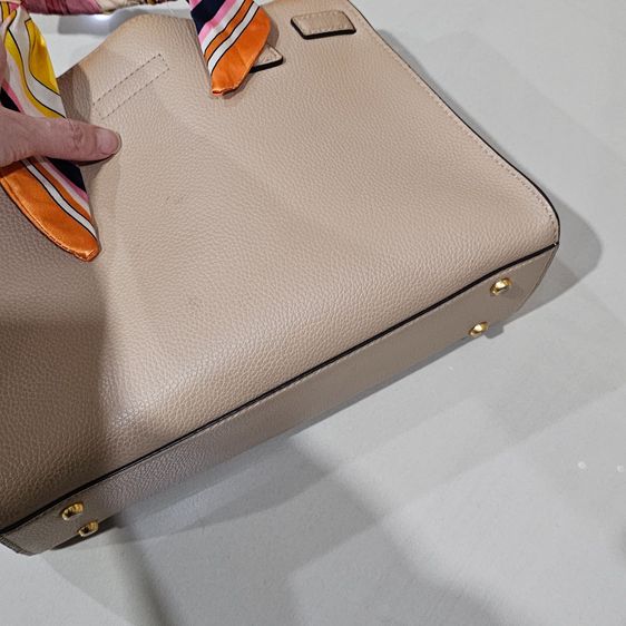 กระเป๋าถือ Tory Burch แท้มือสอง รูปที่ 6