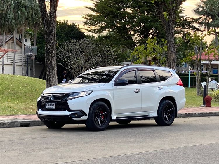 Mitsubishi Pajero Sport 2019 2.4  GT Premium Elite Edition  2WD Utility-car ดีเซล ไม่ติดแก๊ส เกียร์อัตโนมัติ ขาว รูปที่ 3