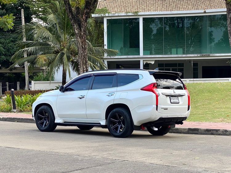 Mitsubishi Pajero Sport 2019 2.4  GT Premium Elite Edition  2WD Utility-car ดีเซล ไม่ติดแก๊ส เกียร์อัตโนมัติ ขาว รูปที่ 4