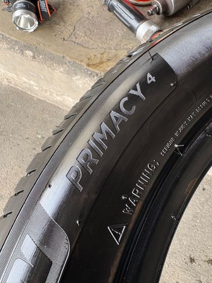 ยางMICHELIN215-55-17 ปี24 ปีแท้  รูปที่ 10