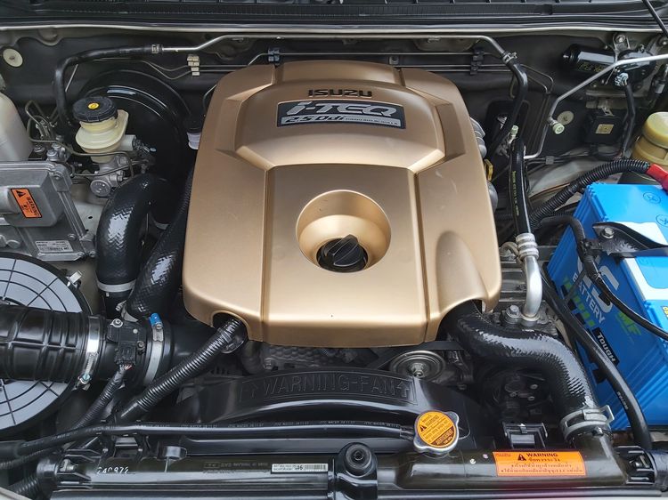 รถ Isuzu D-MAX 2.5 SLX Ddi i-TEQ สี บรอนซ์เงิน