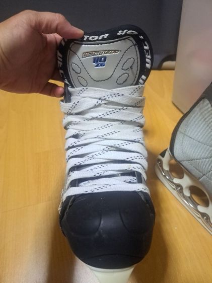 รองเท้าสเก็ตน้ำแข็ง รูปที่ 2