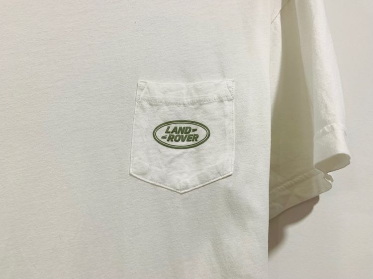 เสื้อยืด LAND ROVER กระเป๋าอกซ้าย แท้ 💯 size M อก 21 ยาว 27 นิ้ว สภาพใหม่มาก ดีเทลสวย เนื้อผ้าดีมาก หายากน่าสะสมครับ รูปที่ 4