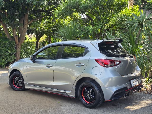 Mazda Mazda 2 2016 1.3 Sports High Connect Sedan เบนซิน ไม่ติดแก๊ส เกียร์อัตโนมัติ บรอนซ์เงิน รูปที่ 4