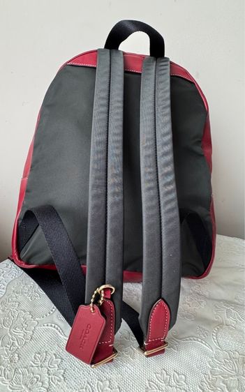 กระเป๋าเป้ Coach แท้ 💯 มือสอง MEDIUM CHARLIE BACKPACK IN COLORBLOCK SIGNATURE CANVAS (COACH F32111) รูปที่ 3