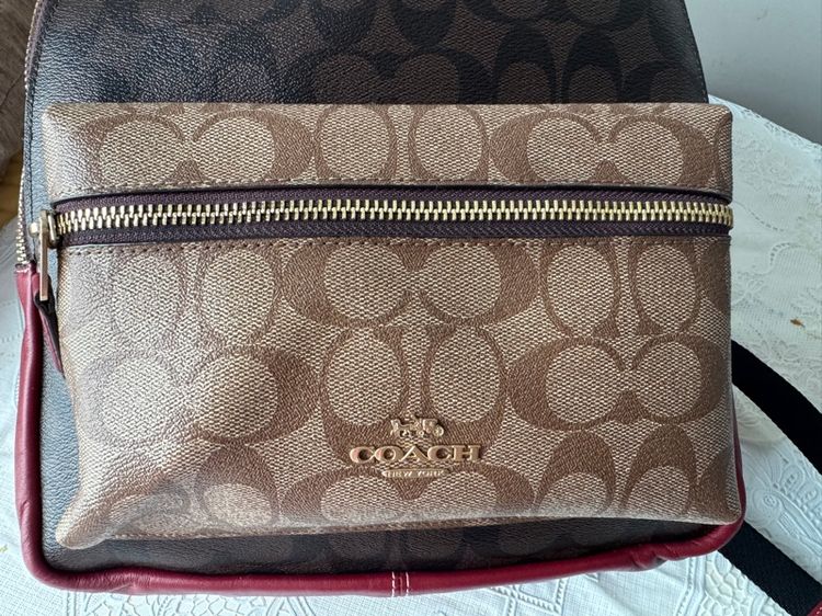กระเป๋าเป้ Coach แท้ 💯 มือสอง MEDIUM CHARLIE BACKPACK IN COLORBLOCK SIGNATURE CANVAS (COACH F32111) รูปที่ 9
