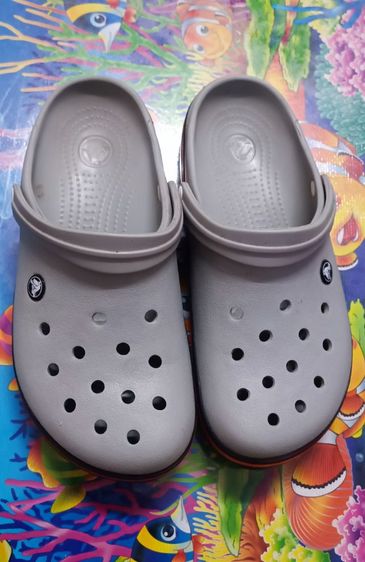 รองเท้าแตะ CROCS 