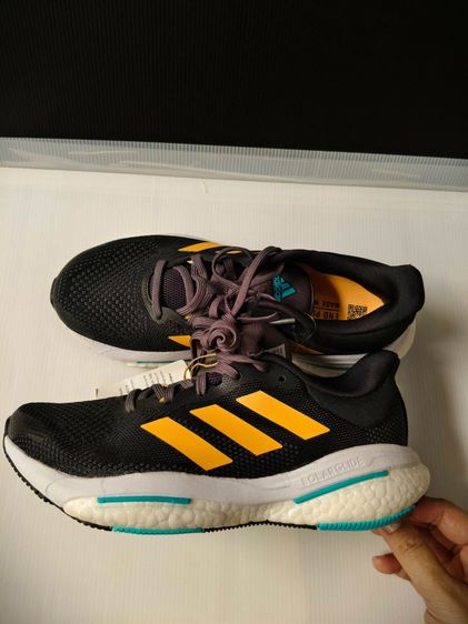 รองเท้าวิ่งผู้ชาย Adidas Solar Glide 5 สีดำขาวลายแทบส้ม รุ่น GX5469 สภาพใหม่  รูปที่ 11
