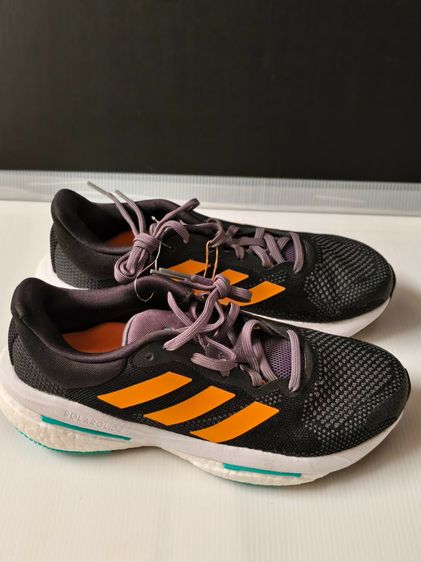 รองเท้าวิ่งผู้ชาย Adidas Solar Glide 5 สีดำขาวลายแทบส้ม รุ่น GX5469 สภาพใหม่  รูปที่ 4