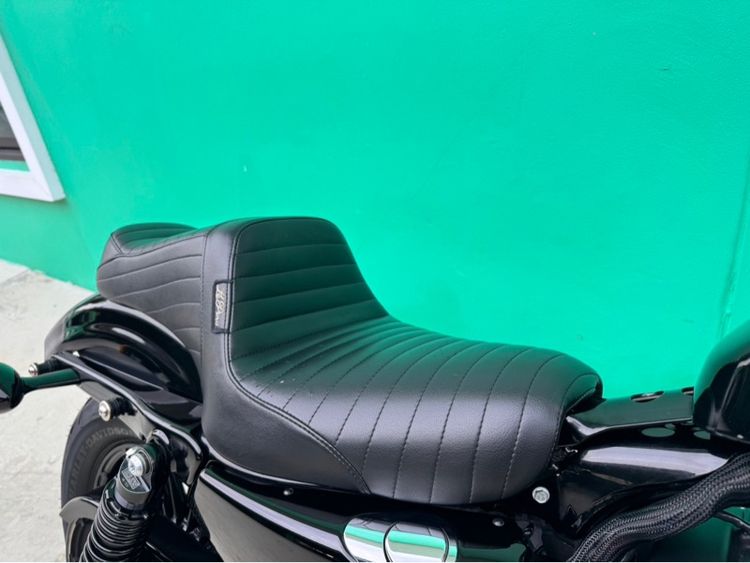 Forty Eight 2020 สีดำ โช๊คOHLINS รูปที่ 5