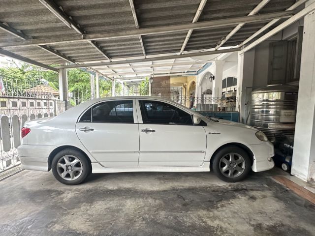 รถ Toyota Altis 1.6 G Limited สี ขาว