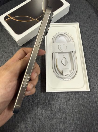 ขาย iPhone 16 promax 256GB สี Natural Titanium  รูปที่ 3