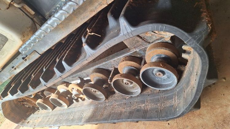 รถเกี่ยวข้าว รูปที่ 2