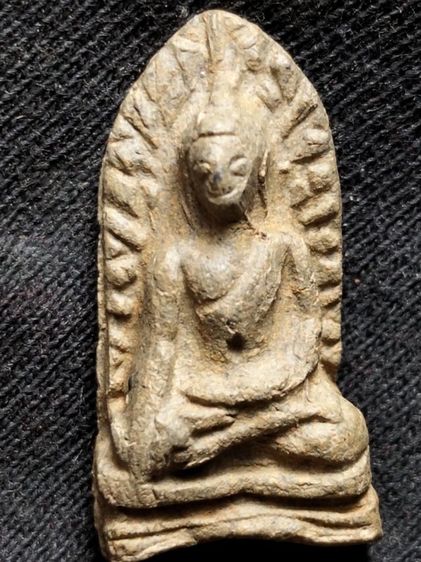 พระรอดลำพูนพิมพ์เล็กเนื้อเขียวหินครกครับ รูปที่ 18