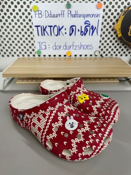 Crocs classic แดงลาย m7 รูปที่ 2