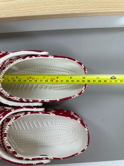 Crocs classic แดงลาย m7 รูปที่ 6