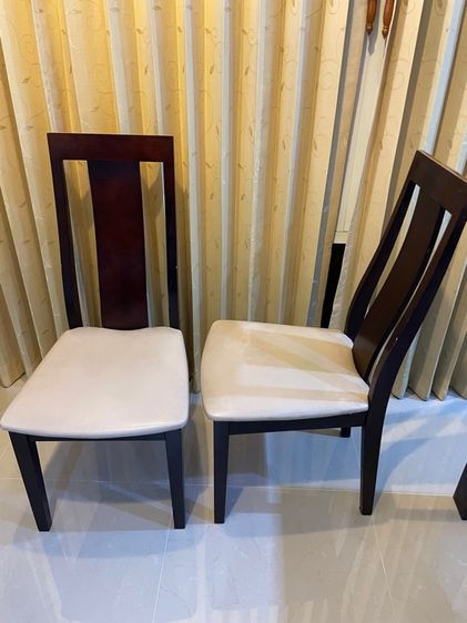 โต๊ะทานอาหาร  พร้อมเก้าอี้ 5 ตัว รูปที่ 3