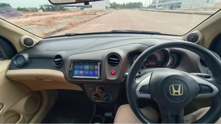 Honda Brio 2012 1.2 S Sedan เบนซิน เกียร์อัตโนมัติ ชมพู รูปที่ 4