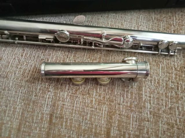 flute yamaha YFL- 221s  มือ2 สภาพใหม่ เพิ่งเปลี่ยนนวม และจูนเสียงมา รูปที่ 2