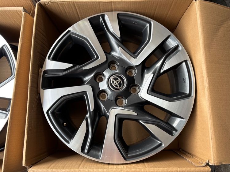 ล้อ Toyota fortuner Legender 20 (ป้ายแดง) รูปที่ 4