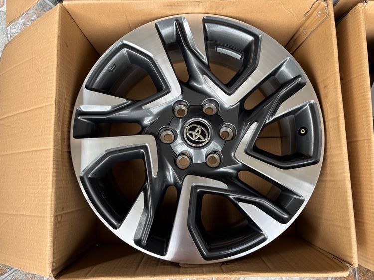 ล้อ Toyota fortuner Legender 20 (ป้ายแดง) รูปที่ 3
