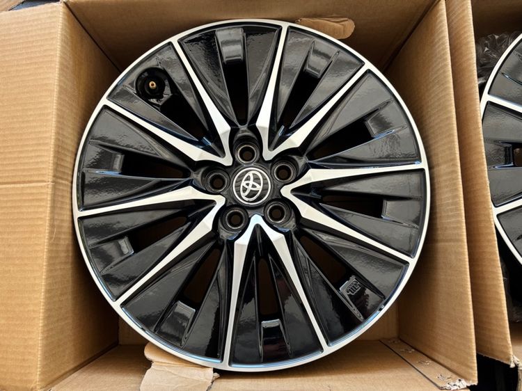 ล้อ Toyota yaris ativ hev gr sport 17 (ป้ายแดง)  รูปที่ 4