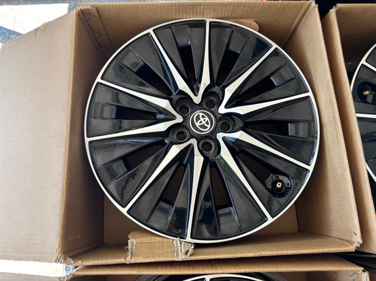 ล้อ Toyota yaris ativ hev gr sport 17 (ป้ายแดง)  รูปที่ 5