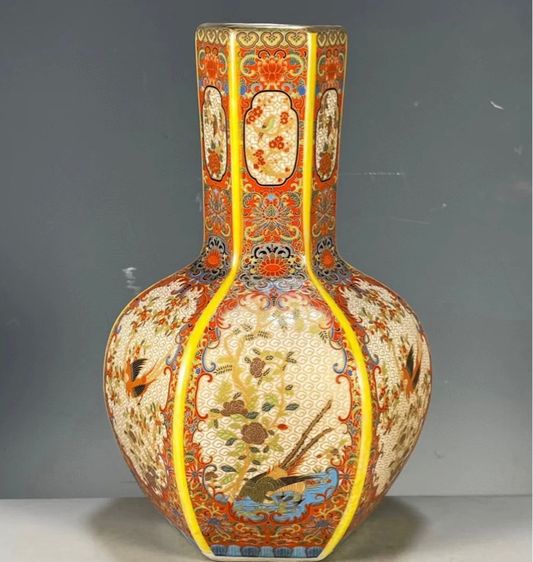 ✨แจกันหกเหลี่ยม”ลงเคลือบหลากหลายลาย