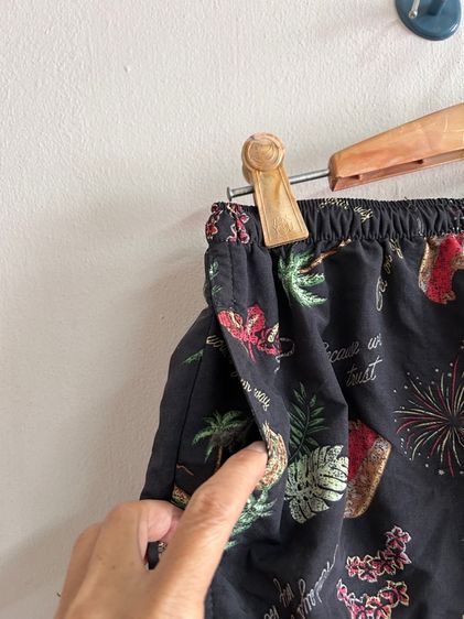 size L กางเกงขาสั้นชายเอวยืดสีเทาดำลาย รูปที่ 4