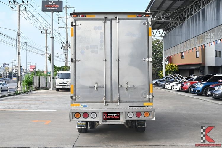 Toyota Hilux Revo 2023 2.4 Entry Pickup ดีเซล ไม่ติดแก๊ส เกียร์ธรรมดา ขาว รูปที่ 4