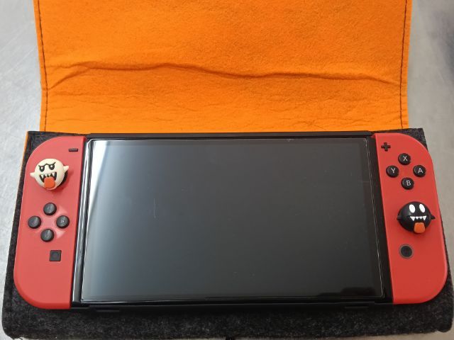 Nintendo switch oled mario กล่องครบอุปกรณ์ครบ รูปที่ 2